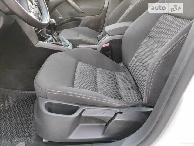 Шкода Октавия, объемом двигателя 1.6 л и пробегом 195 тыс. км за 9400 $, фото 39 на Automoto.ua