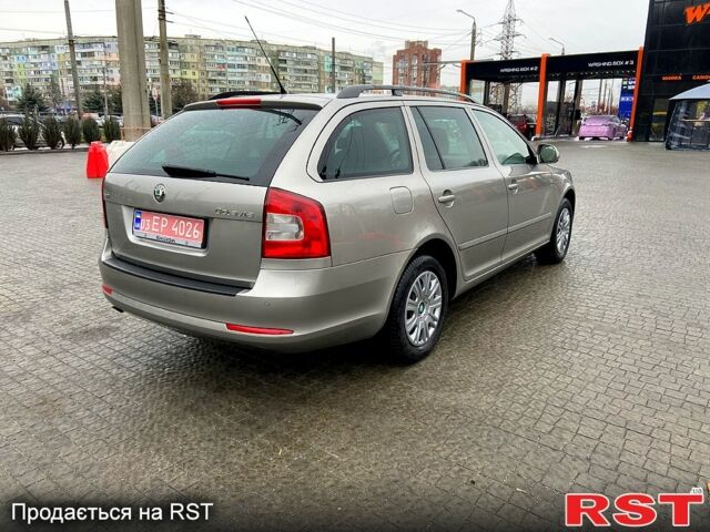Шкода Октавия, объемом двигателя 16 л и пробегом 200 тыс. км за 8550 $, фото 2 на Automoto.ua
