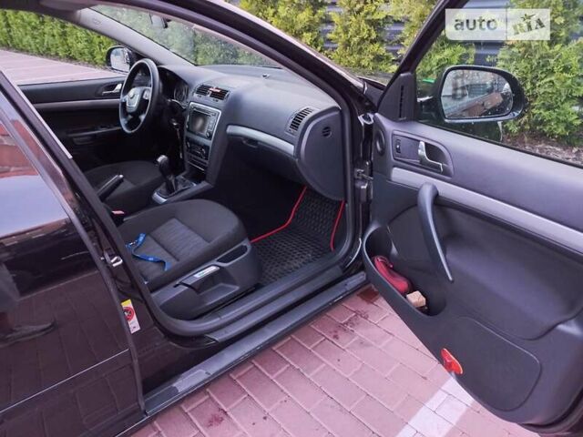 Шкода Октавия, объемом двигателя 1.8 л и пробегом 185 тыс. км за 7500 $, фото 6 на Automoto.ua