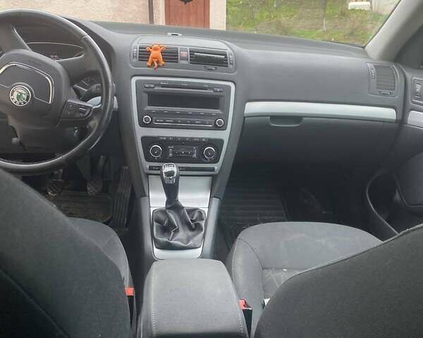 Шкода Октавия, объемом двигателя 1.6 л и пробегом 270 тыс. км за 8200 $, фото 8 на Automoto.ua