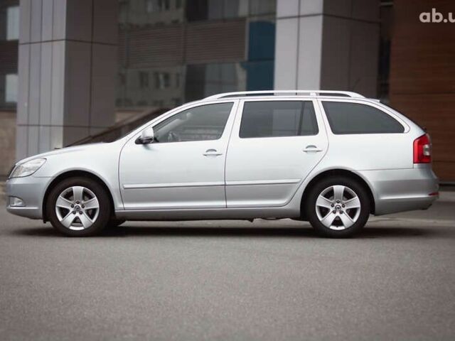 Шкода Октавия, объемом двигателя 1.6 л и пробегом 228 тыс. км за 9500 $, фото 5 на Automoto.ua