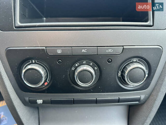 Шкода Октавія, об'ємом двигуна 1.6 л та пробігом 218 тис. км за 7999 $, фото 50 на Automoto.ua