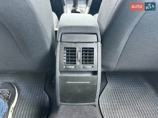 Шкода Октавія, об'ємом двигуна 1.6 л та пробігом 218 тис. км за 7999 $, фото 56 на Automoto.ua