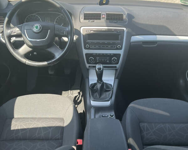 Шкода Октавия, объемом двигателя 0 л и пробегом 172 тыс. км за 10709 $, фото 17 на Automoto.ua