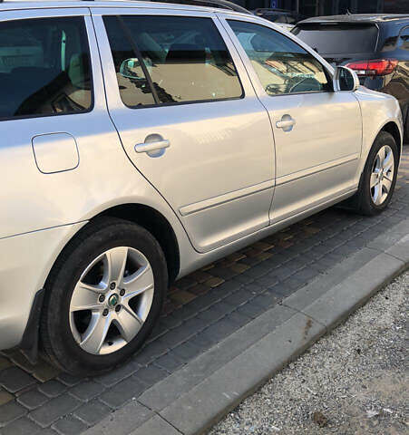 Шкода Октавия, объемом двигателя 1.6 л и пробегом 215 тыс. км за 8500 $, фото 7 на Automoto.ua