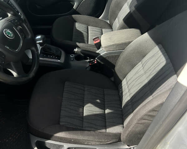 Шкода Октавія, об'ємом двигуна 2 л та пробігом 270 тис. км за 9100 $, фото 7 на Automoto.ua