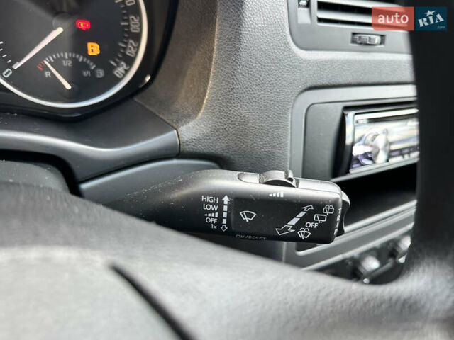 Шкода Октавія, об'ємом двигуна 1.6 л та пробігом 218 тис. км за 7999 $, фото 45 на Automoto.ua