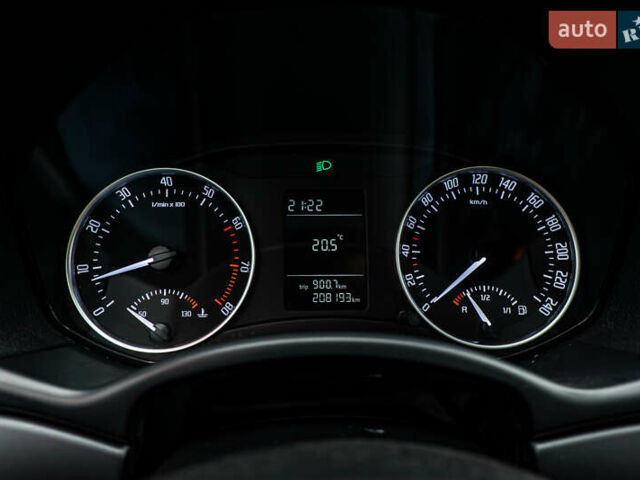 Шкода Октавия, объемом двигателя 1.4 л и пробегом 208 тыс. км за 8311 $, фото 12 на Automoto.ua