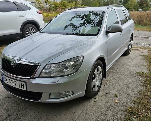 Шкода Октавия, объемом двигателя 1.4 л и пробегом 201 тыс. км за 7500 $, фото 4 на Automoto.ua