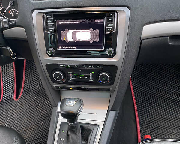 Шкода Октавія, об'ємом двигуна 2 л та пробігом 350 тис. км за 9000 $, фото 6 на Automoto.ua