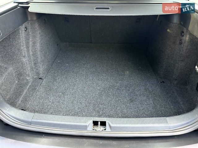 Шкода Октавія, об'ємом двигуна 1.6 л та пробігом 218 тис. км за 7999 $, фото 29 на Automoto.ua