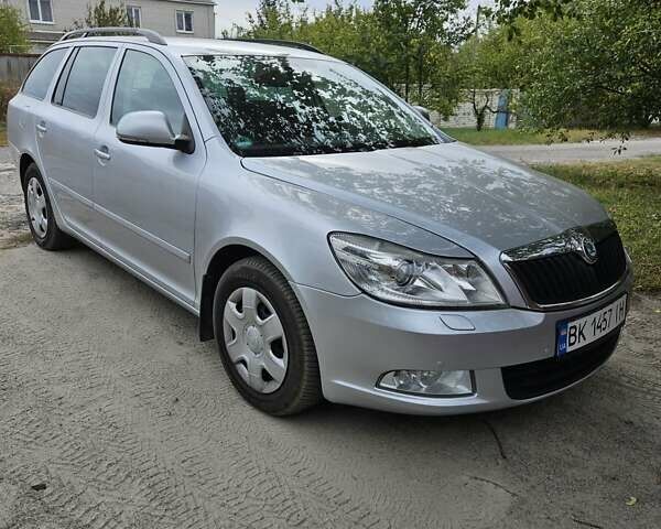 Шкода Октавия, объемом двигателя 1.4 л и пробегом 201 тыс. км за 7500 $, фото 3 на Automoto.ua