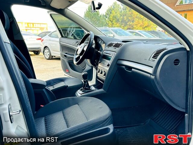 Шкода Октавия, объемом двигателя 1.6 л и пробегом 270 тыс. км за 6800 $, фото 7 на Automoto.ua
