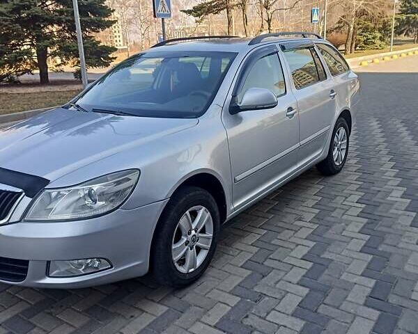 Шкода Октавія, об'ємом двигуна 1.6 л та пробігом 240 тис. км за 8000 $, фото 1 на Automoto.ua