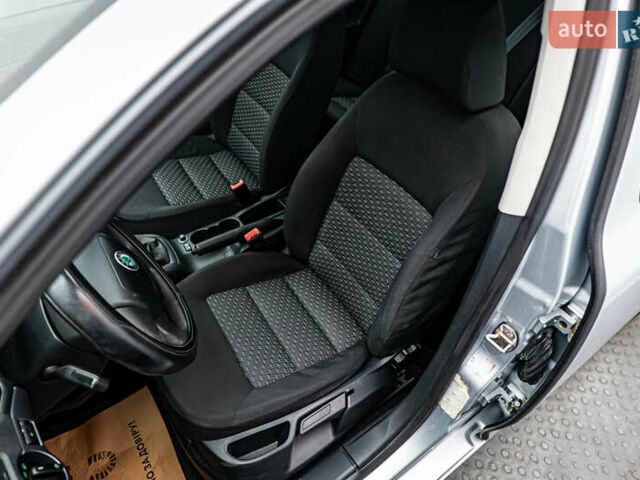 Шкода Октавия, объемом двигателя 1.4 л и пробегом 208 тыс. км за 8311 $, фото 8 на Automoto.ua