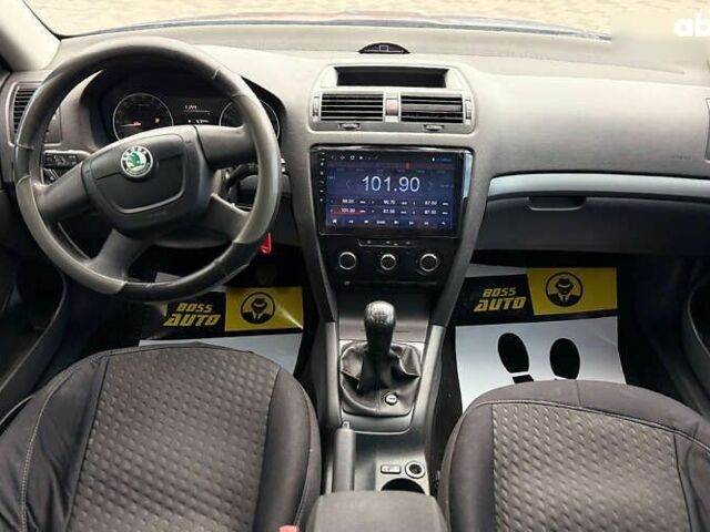 Шкода Октавия, объемом двигателя 1.6 л и пробегом 253 тыс. км за 8500 $, фото 8 на Automoto.ua