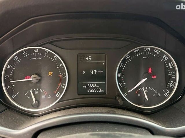 Шкода Октавия, объемом двигателя 1.6 л и пробегом 253 тыс. км за 7800 $, фото 16 на Automoto.ua