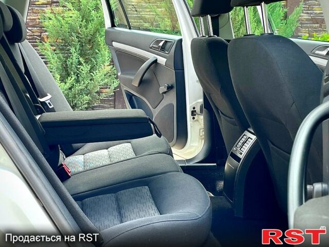 Шкода Октавия, объемом двигателя 1.8 л и пробегом 275 тыс. км за 7800 $, фото 5 на Automoto.ua