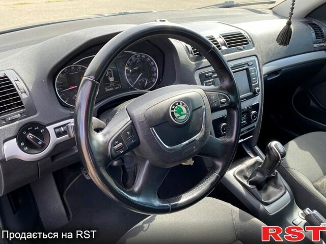 Шкода Октавия, объемом двигателя 1.6 л и пробегом 270 тыс. км за 7800 $, фото 7 на Automoto.ua