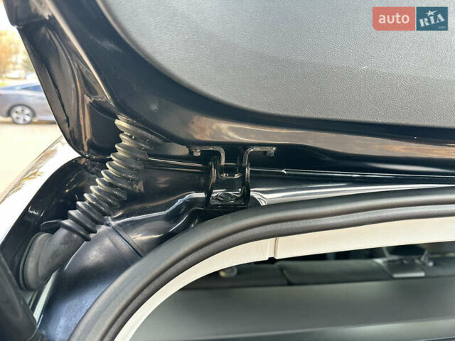 Шкода Октавія, об'ємом двигуна 1.6 л та пробігом 218 тис. км за 7999 $, фото 31 на Automoto.ua