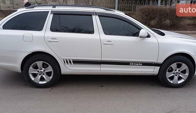 Шкода Октавия, объемом двигателя 2 л и пробегом 240 тыс. км за 10700 $, фото 4 на Automoto.ua