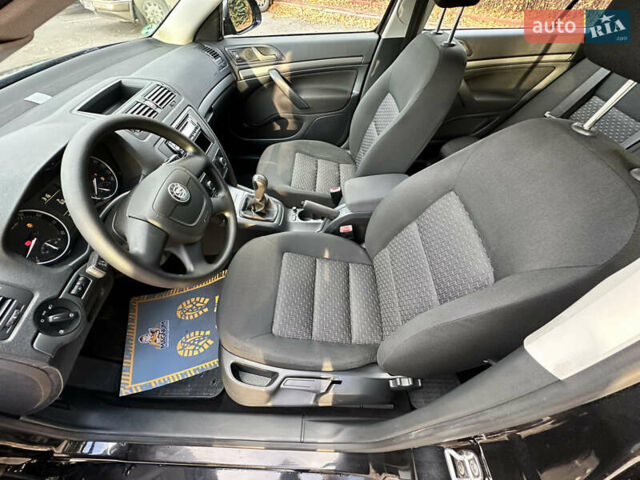 Шкода Октавія, об'ємом двигуна 1.6 л та пробігом 218 тис. км за 7999 $, фото 39 на Automoto.ua