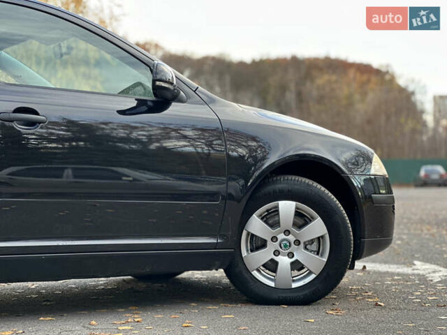 Шкода Октавія, об'ємом двигуна 1.6 л та пробігом 218 тис. км за 7999 $, фото 7 на Automoto.ua