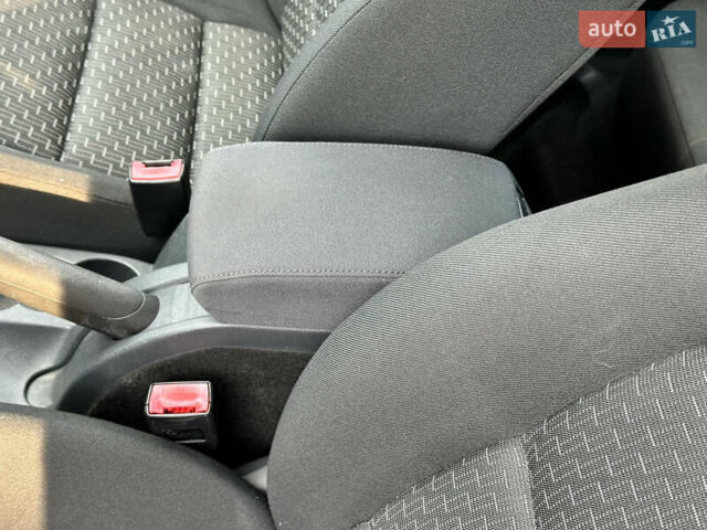 Шкода Октавія, об'ємом двигуна 1.6 л та пробігом 218 тис. км за 7999 $, фото 41 на Automoto.ua