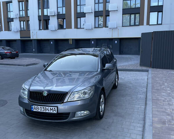 Шкода Октавия, объемом двигателя 2 л и пробегом 292 тыс. км за 8600 $, фото 2 на Automoto.ua