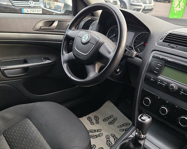 Шкода Октавия, объемом двигателя 1.6 л и пробегом 320 тыс. км за 7850 $, фото 5 на Automoto.ua