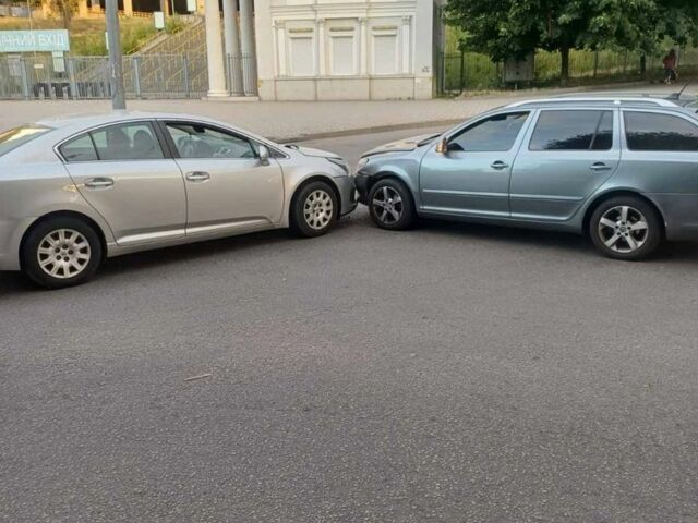 Шкода Октавия, объемом двигателя 1.6 л и пробегом 400 тыс. км за 4800 $, фото 6 на Automoto.ua