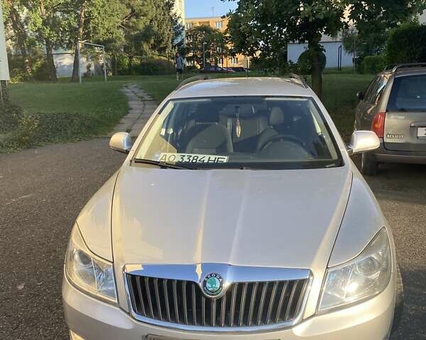 Шкода Октавия, объемом двигателя 1.6 л и пробегом 260 тыс. км за 7800 $, фото 1 на Automoto.ua