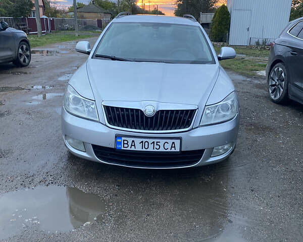 Шкода Октавія, об'ємом двигуна 2 л та пробігом 350 тис. км за 9000 $, фото 2 на Automoto.ua