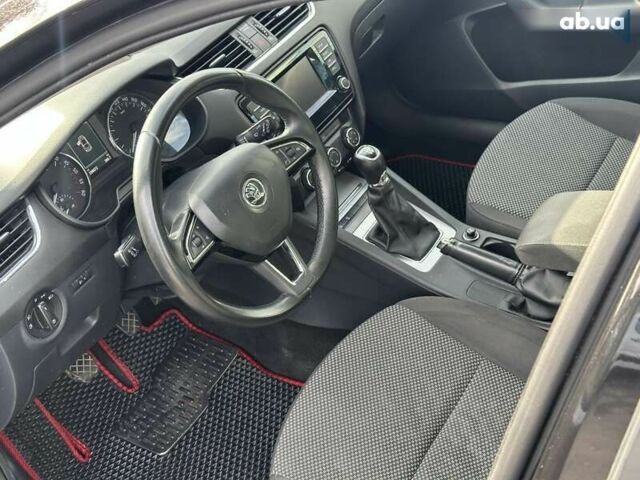 Шкода Октавия, объемом двигателя 1.6 л и пробегом 300 тыс. км за 9790 $, фото 16 на Automoto.ua