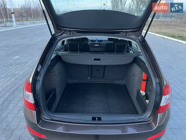 Шкода Октавия, объемом двигателя 1.6 л и пробегом 290 тыс. км за 9500 $, фото 14 на Automoto.ua