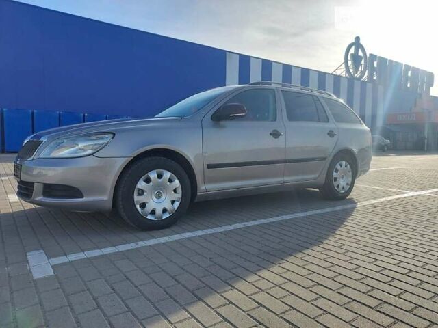 Шкода Октавія, об'ємом двигуна 1.6 л та пробігом 243 тис. км за 7800 $, фото 3 на Automoto.ua