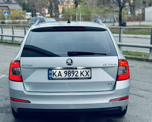 Шкода Октавія, об'ємом двигуна 1.6 л та пробігом 292 тис. км за 9500 $, фото 5 на Automoto.ua