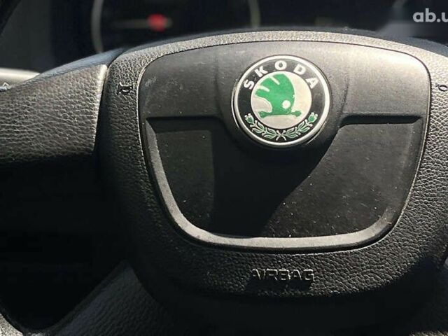 Шкода Октавія, об'ємом двигуна 2 л та пробігом 307 тис. км за 8200 $, фото 9 на Automoto.ua