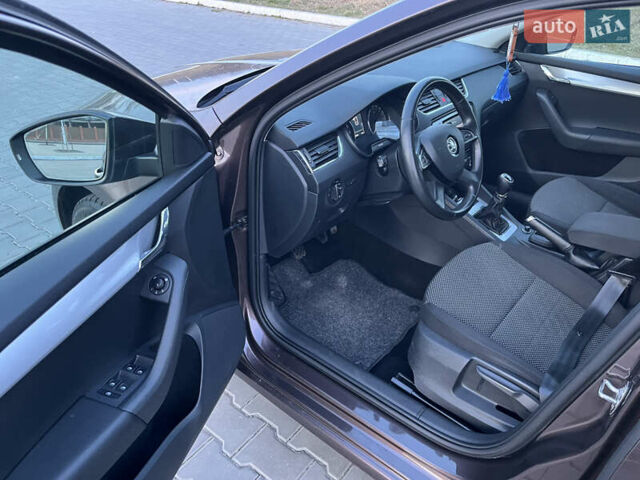 Шкода Октавия, объемом двигателя 1.6 л и пробегом 290 тыс. км за 9500 $, фото 17 на Automoto.ua
