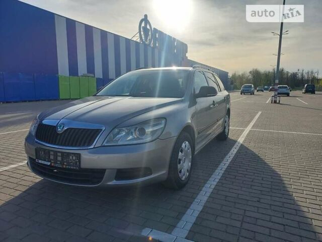 Шкода Октавія, об'ємом двигуна 1.6 л та пробігом 243 тис. км за 7800 $, фото 2 на Automoto.ua