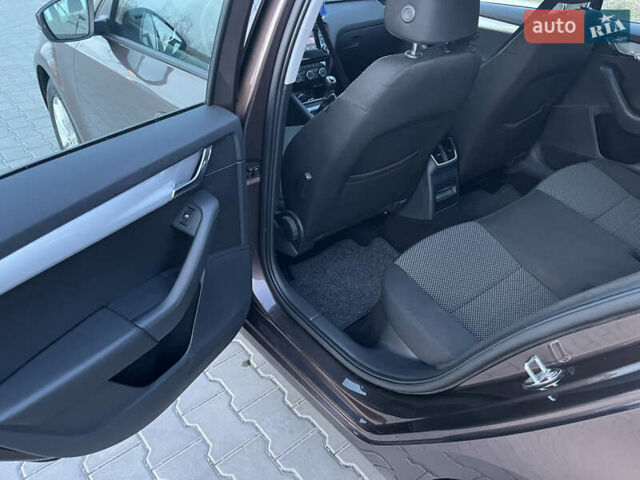 Шкода Октавия, объемом двигателя 1.6 л и пробегом 290 тыс. км за 9500 $, фото 16 на Automoto.ua