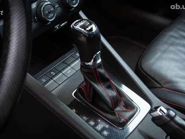 Шкода Октавія, об'ємом двигуна 2 л та пробігом 171 тис. км за 15900 $, фото 20 на Automoto.ua