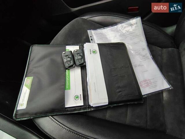Шкода Октавия, объемом двигателя 1.6 л и пробегом 252 тыс. км за 10700 $, фото 18 на Automoto.ua