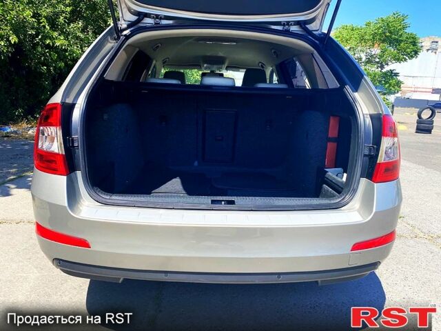 Шкода Октавия, объемом двигателя 2 л и пробегом 198 тыс. км за 11200 $, фото 8 на Automoto.ua