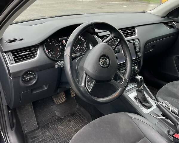 Шкода Октавія, об'ємом двигуна 1.8 л та пробігом 225 тис. км за 11800 $, фото 4 на Automoto.ua