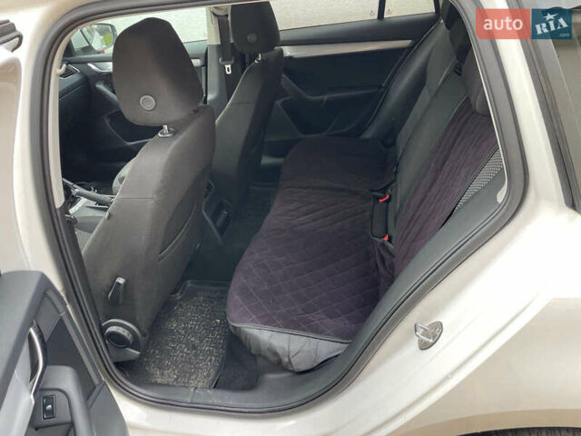 Шкода Октавия, объемом двигателя 1.6 л и пробегом 247 тыс. км за 8750 $, фото 7 на Automoto.ua