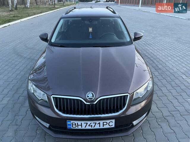 Шкода Октавия, объемом двигателя 1.6 л и пробегом 290 тыс. км за 9500 $, фото 3 на Automoto.ua