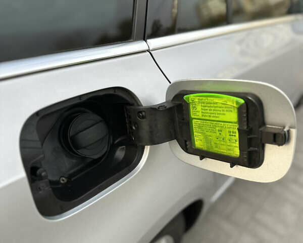 Шкода Октавия 2014 в Запорожье на Automoto.ua Шкода Октавия, объемом двигателя 1.8 л и пробегом 177 тыс. км за 13500 $, фото 65 на Automoto.ua