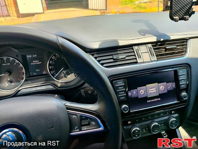 Шкода Октавия, объемом двигателя 1.6 л и пробегом 201 тыс. км за 11700 $, фото 9 на Automoto.ua