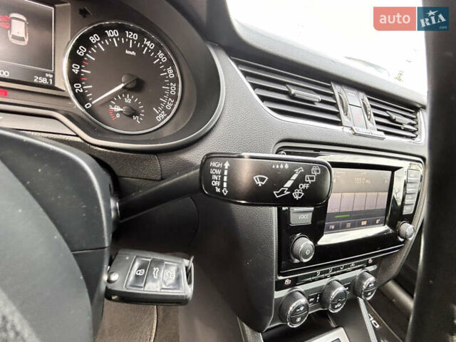 Шкода Октавия, объемом двигателя 1.6 л и пробегом 221 тыс. км за 9999 $, фото 47 на Automoto.ua